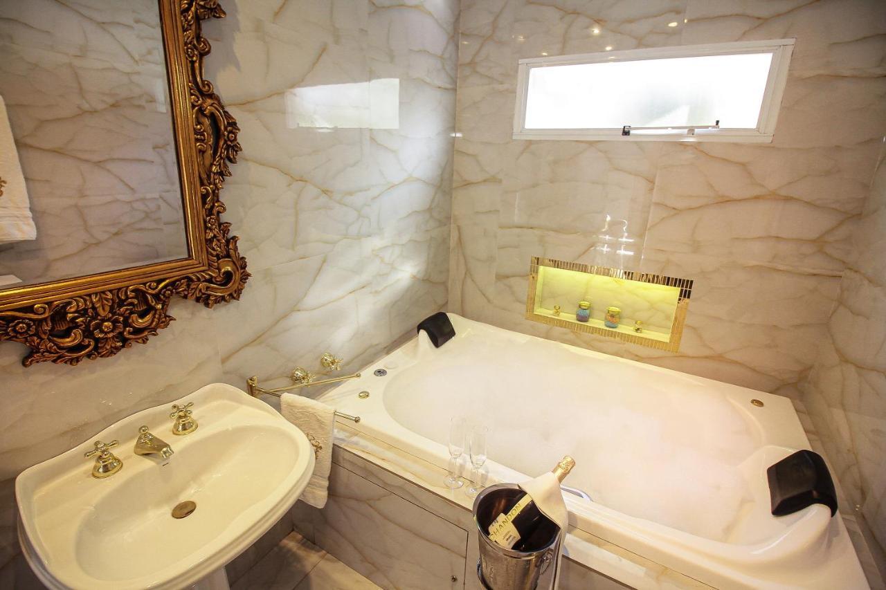 Casa Nostra Boutique